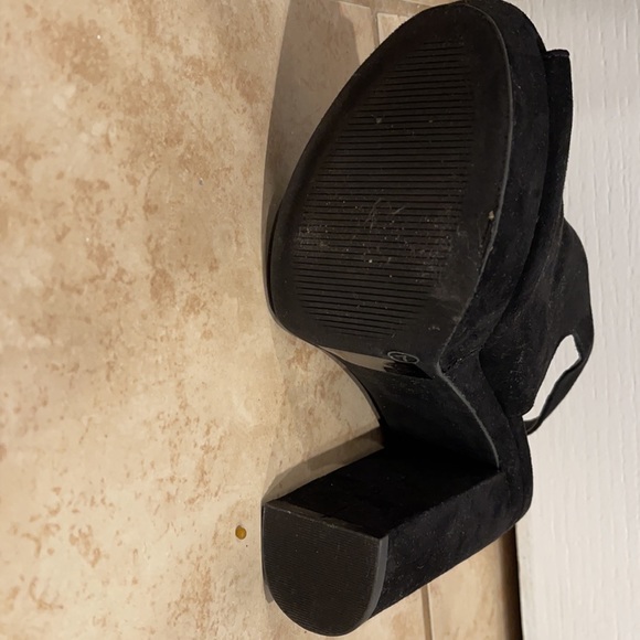 Black suede open toed platform - worn once - Picture 2 of 2